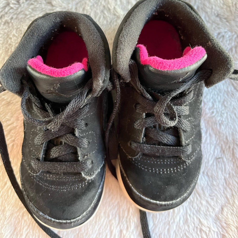 Jordan 5 Retro ‘Black Deadly Pink’ Infants Sz 7C - Picture 5 of 8